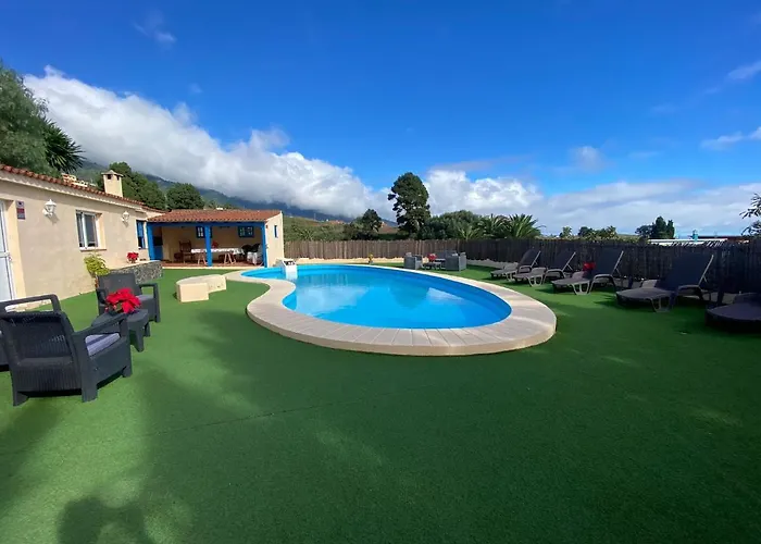 Galguen Paradise In The Island Of Stars. Villa.