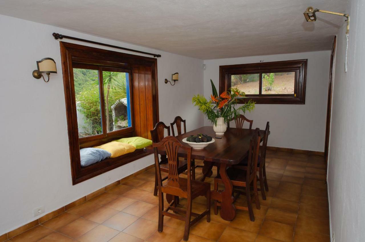 Galguen Paradise In The Island Of Stars. Villa. Villa